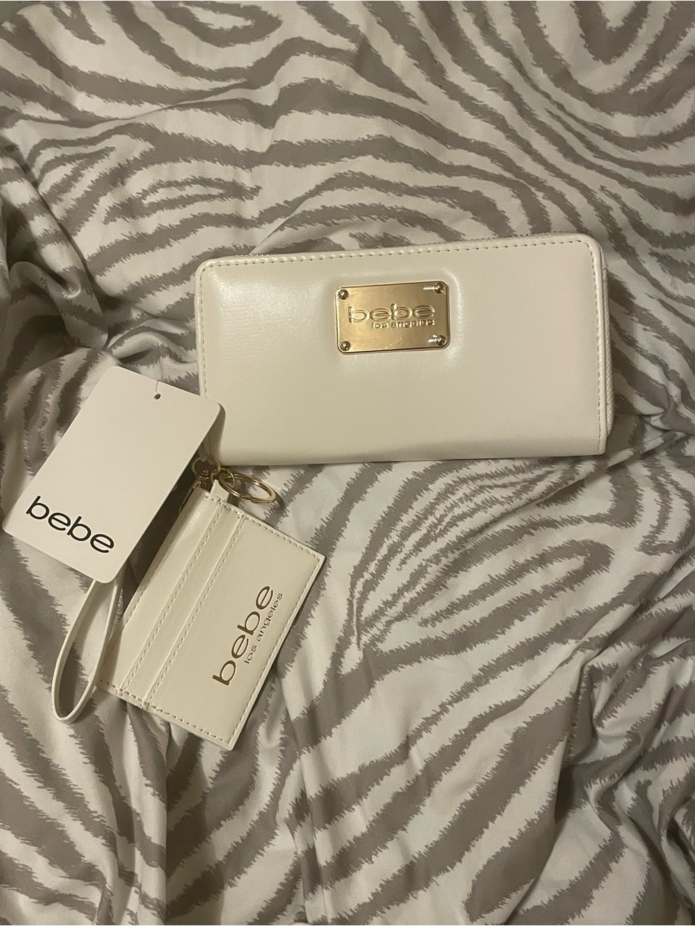 bebe White Patent Zip Wallet with Matching Card Holder